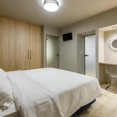 Louloudis Complex * Limenas (Thasos)