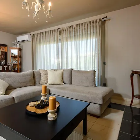 Louloudis Complex Тасос